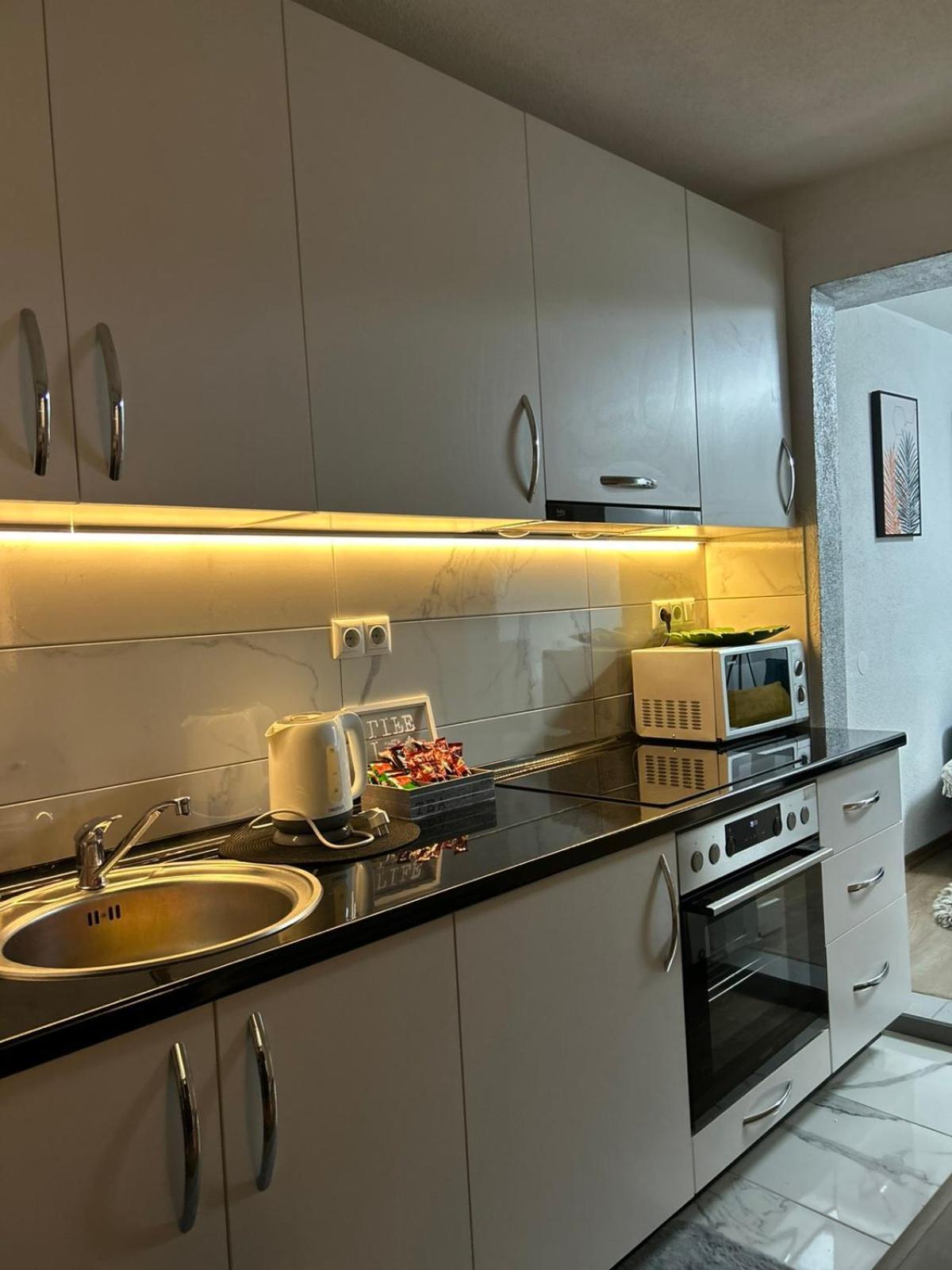 Apartman Hana Sarajewo Zewnętrze zdjęcie